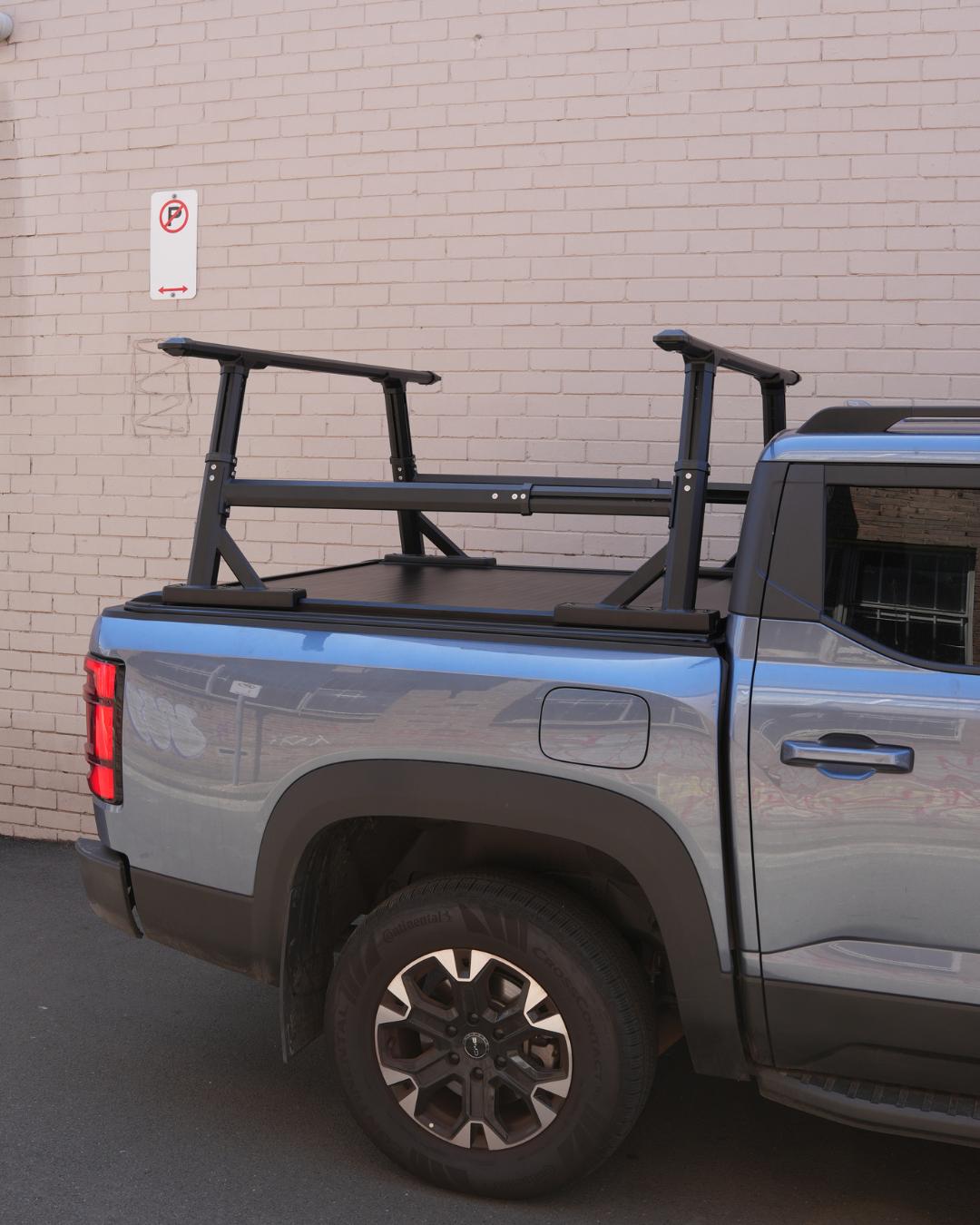 Large Height Adjustable Tub Rack to suit Roller Shutter