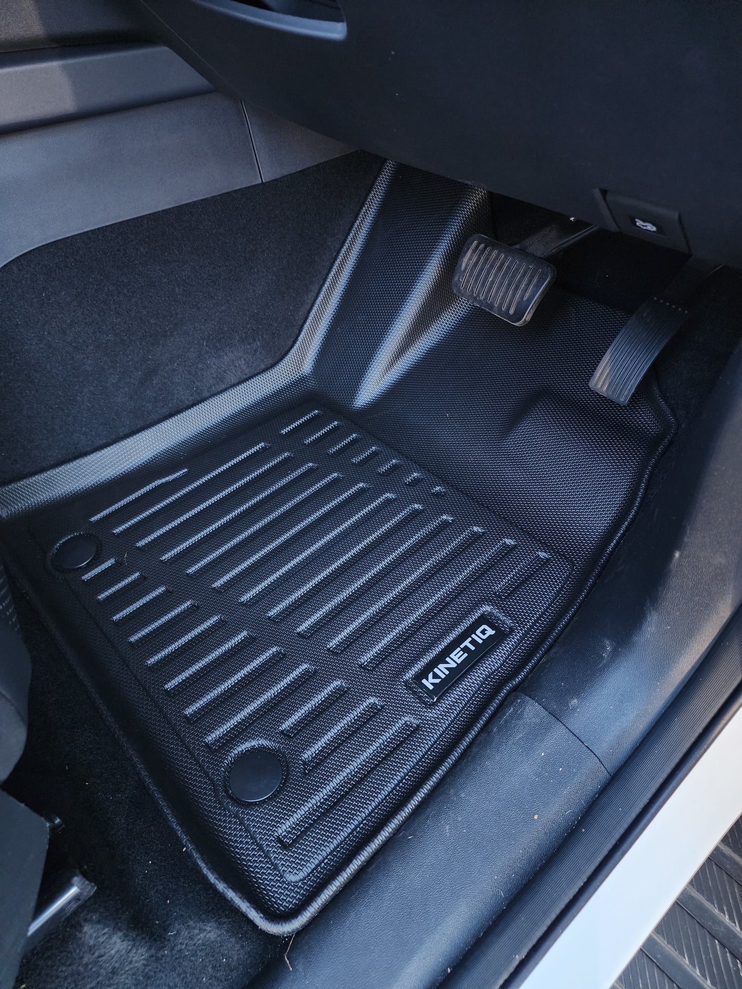 BYD Shark 6 Premium TPE 3D Moulded Floor Mats (Front & Rear Set)
